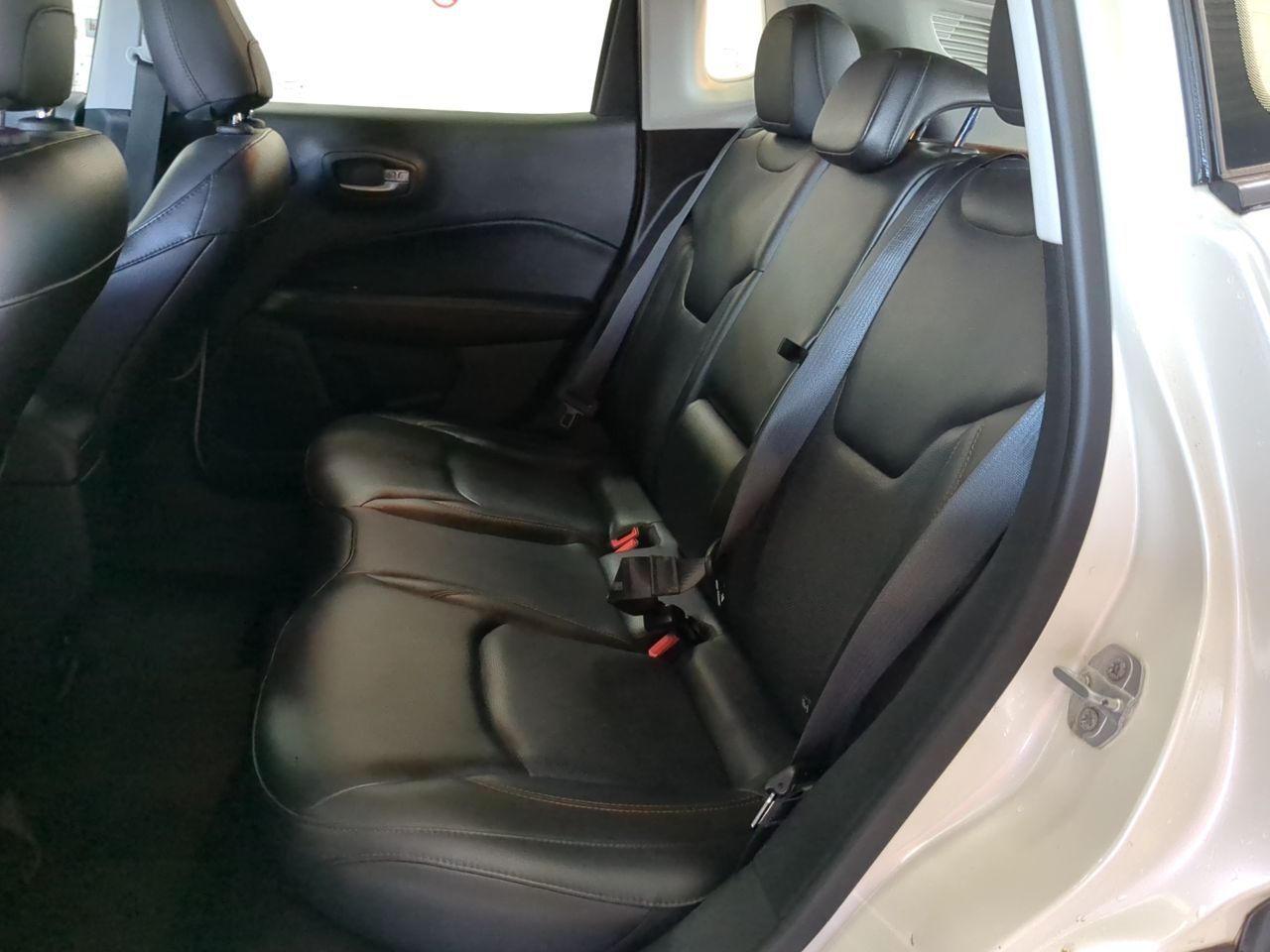 JEEP COMPASS - Image 9