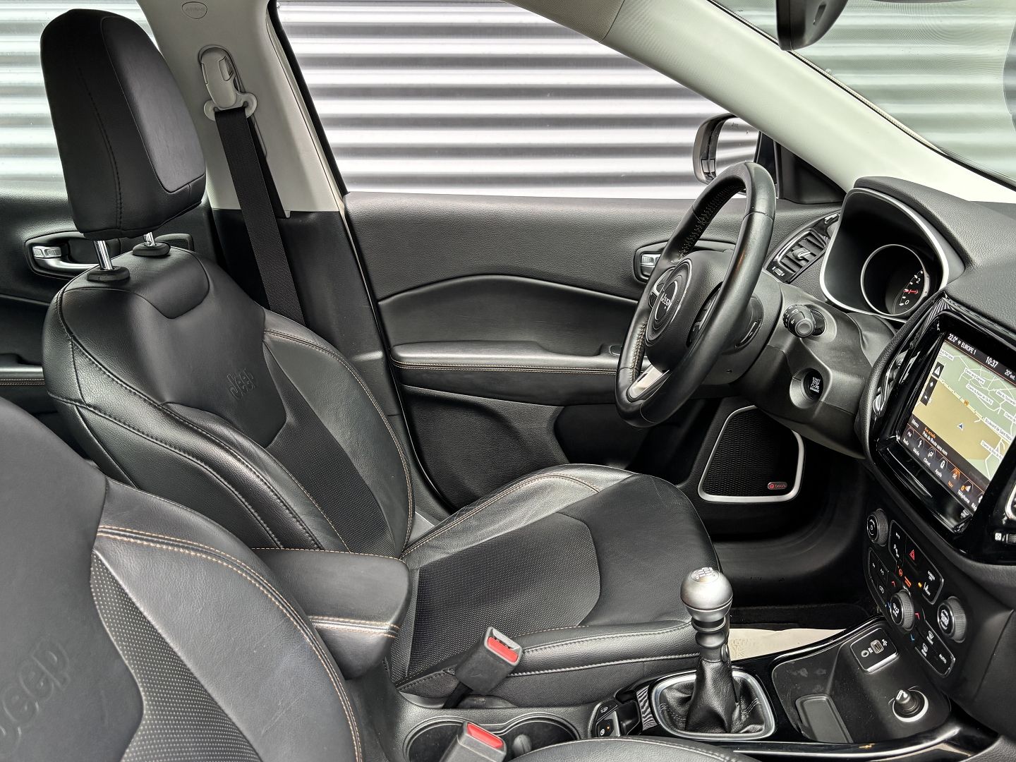 JEEP COMPASS - Image 6