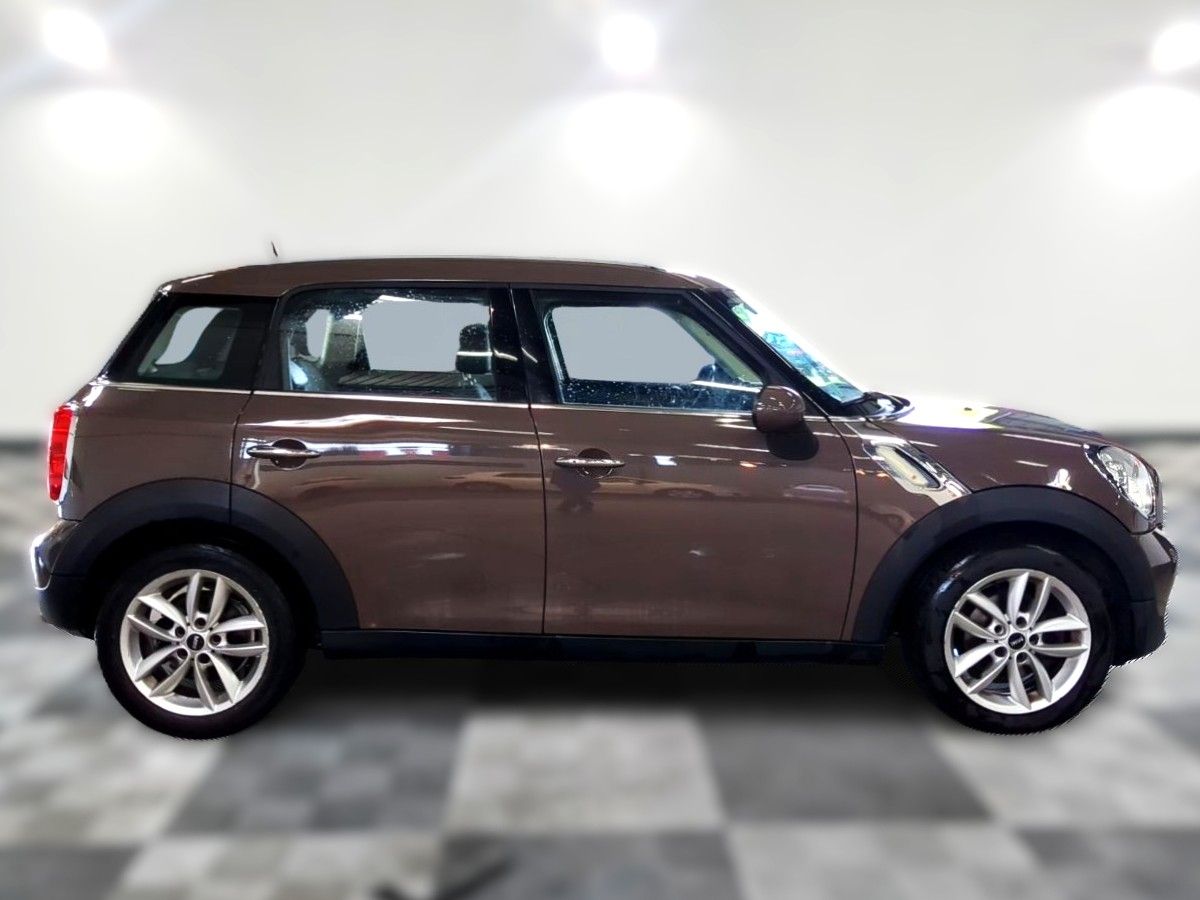 MINI COUNTRYMAN - Image 2