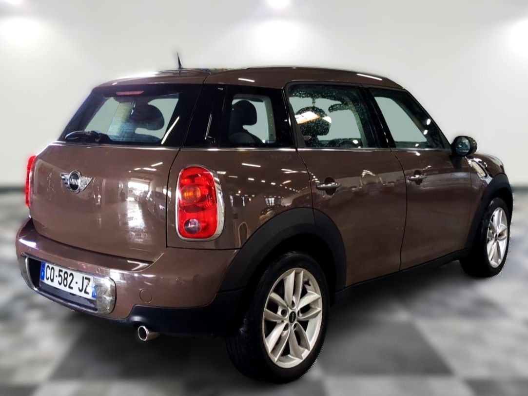 MINI COUNTRYMAN - Image 3