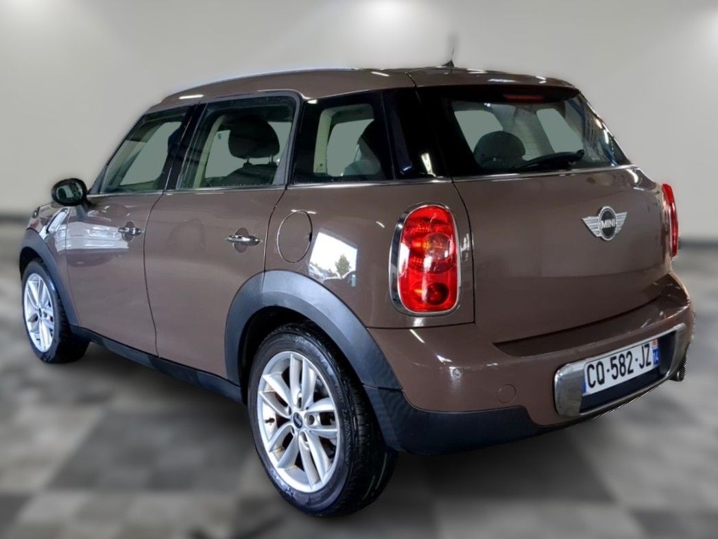 MINI COUNTRYMAN - Image 4