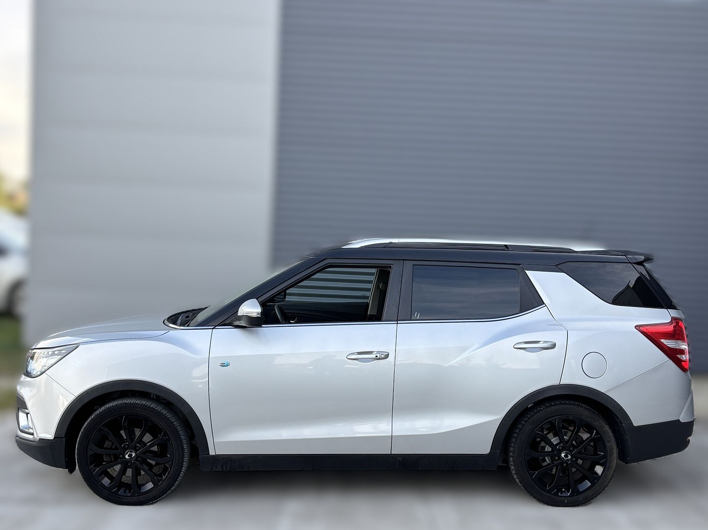 SSANGYONG TIVOLI XLV - Image 5