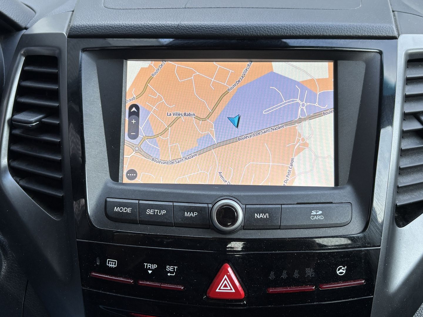 SSANGYONG TIVOLI XLV - Image 10