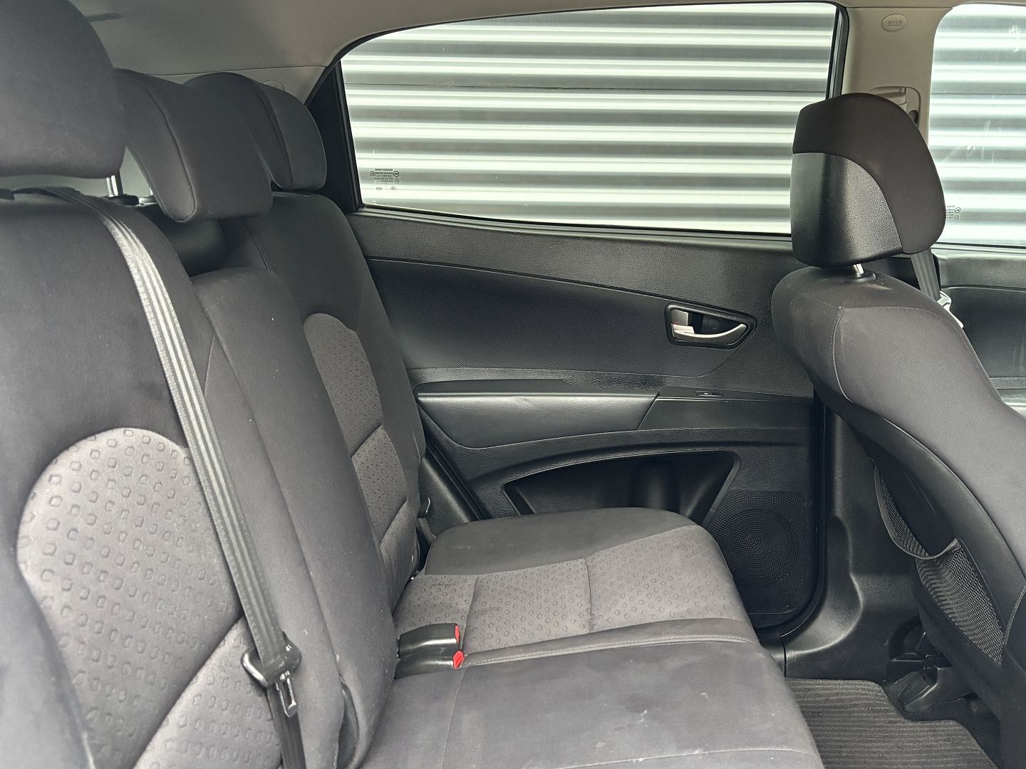 SSANGYONG KORANDO - Image 8