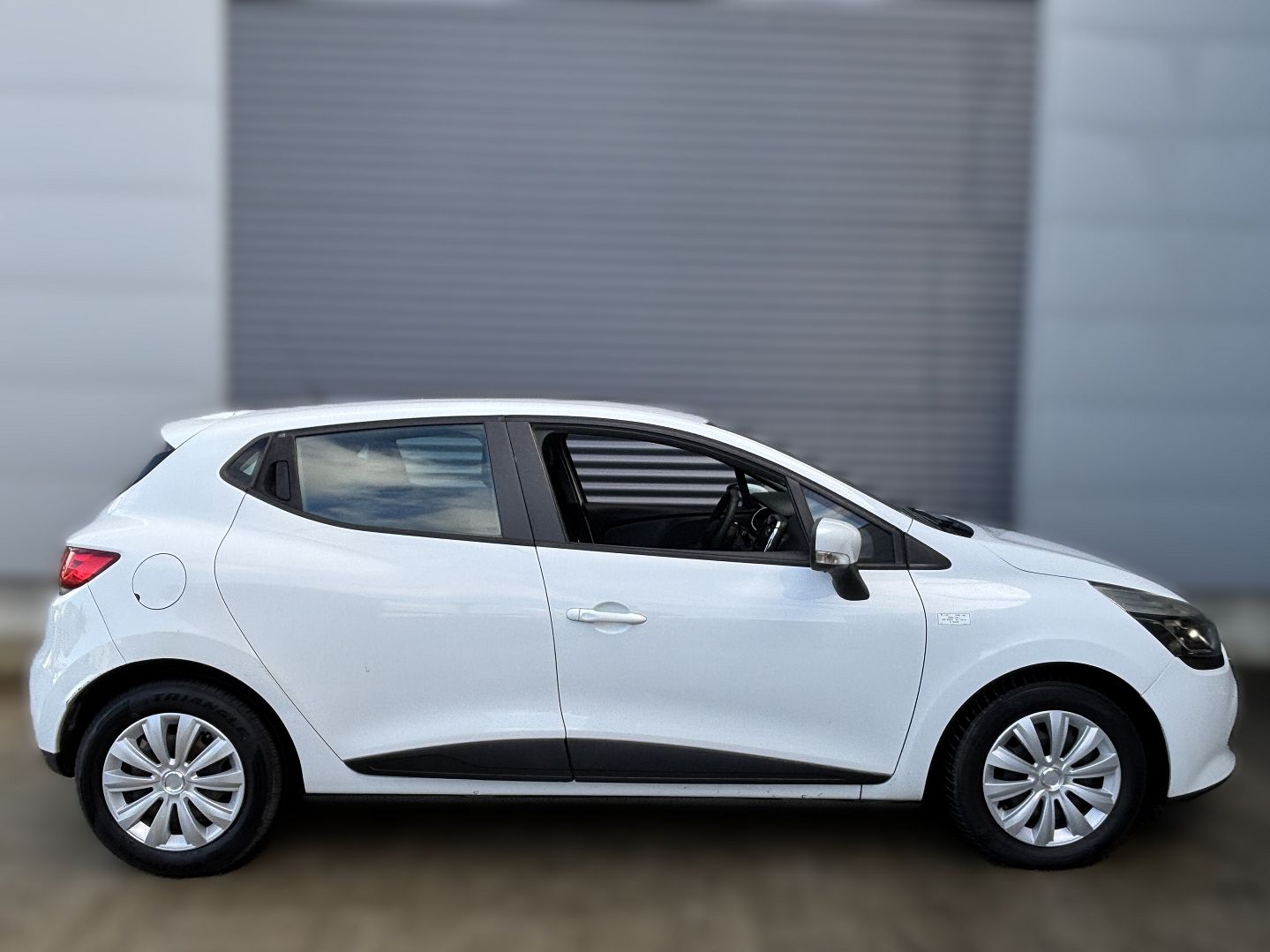 RENAULT CLIO IV STE - Image 2