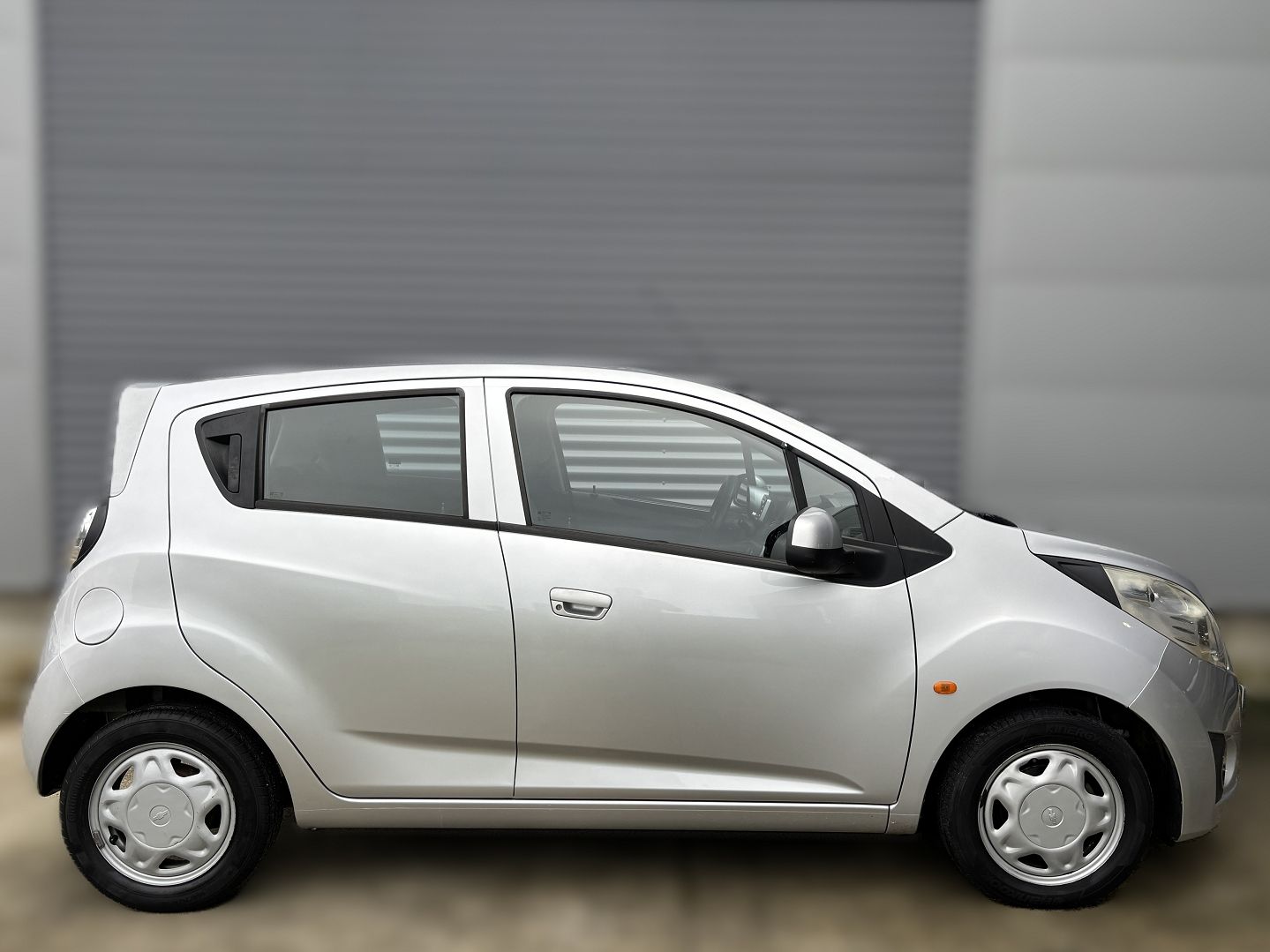 CHEVROLET SPARK - Image 2