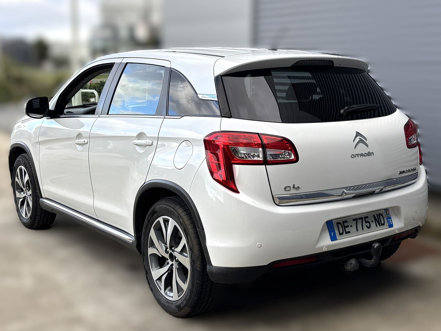 CITROEN C4 AIRCROSS - Image 4
