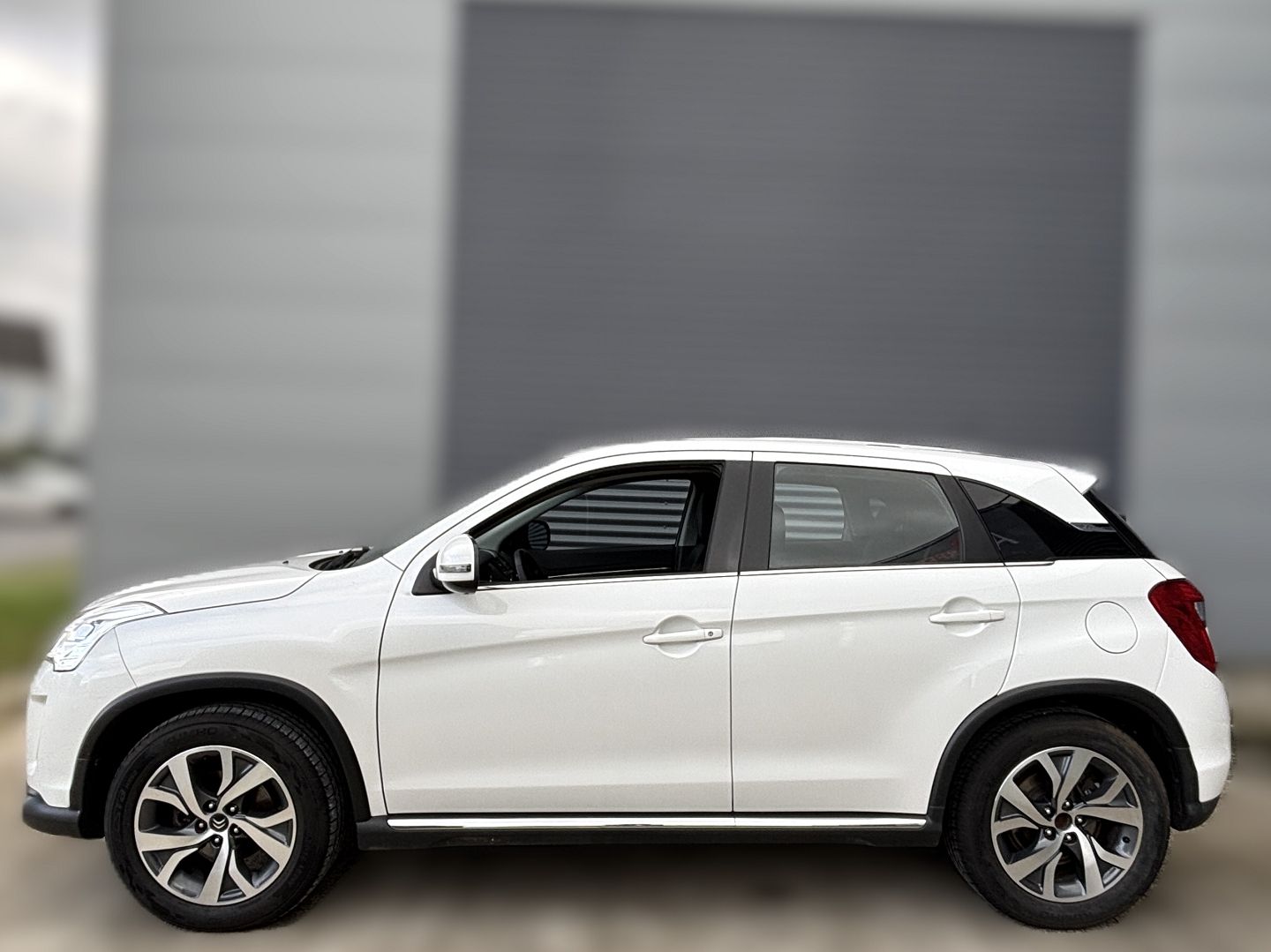 CITROEN C4 AIRCROSS - Image 5