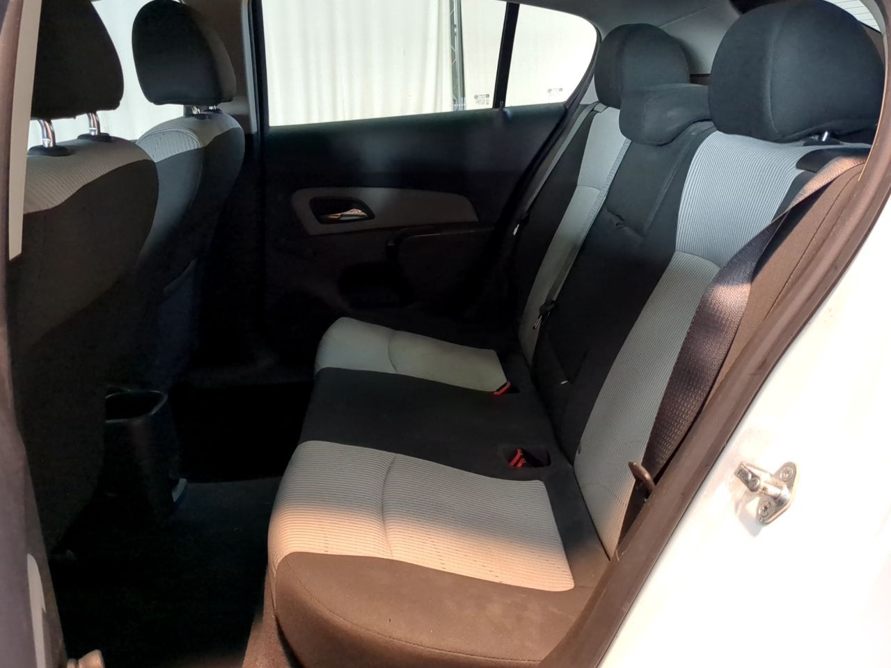 CHEVROLET CRUZE - Image 8