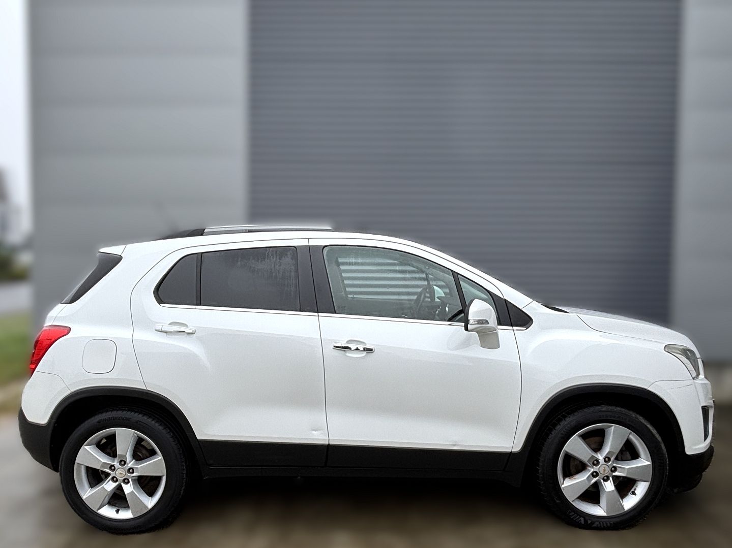 CHEVROLET TRAX - Image 2