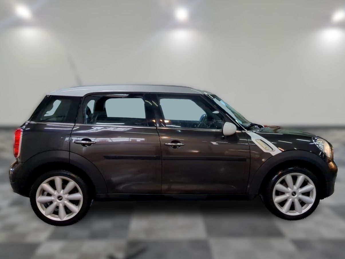 MINI COUNTRYMAN - Image 2