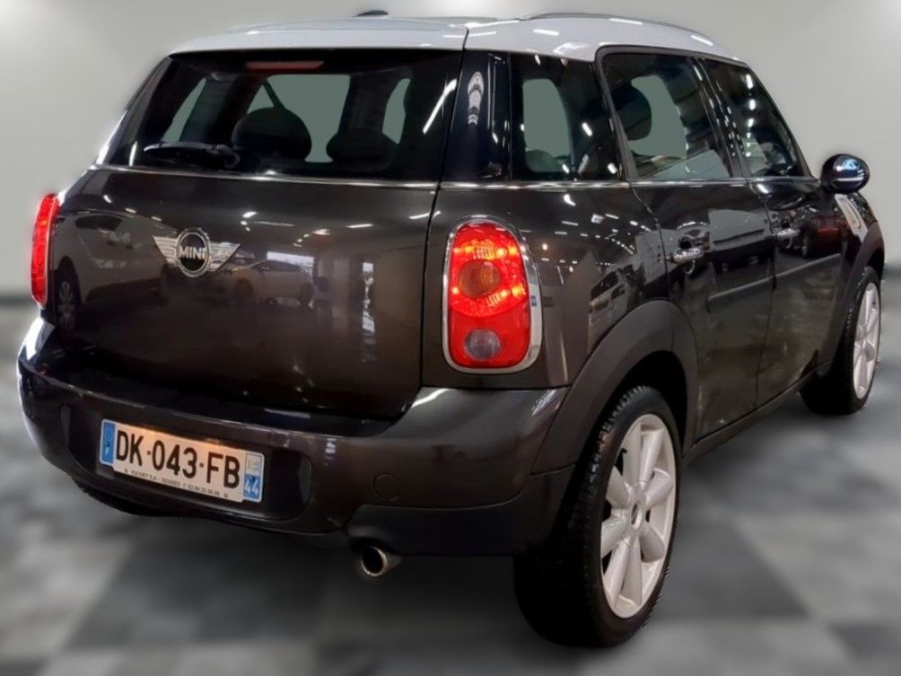 MINI COUNTRYMAN - Image 3
