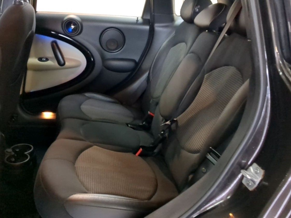 MINI COUNTRYMAN - Image 8