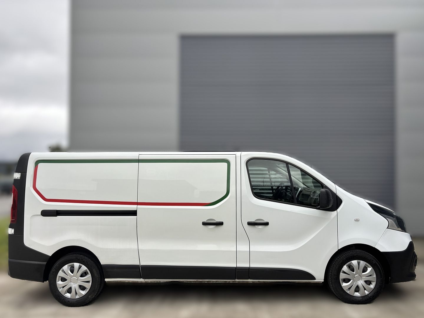 RENAULT TRAFIC III FG - Image 2