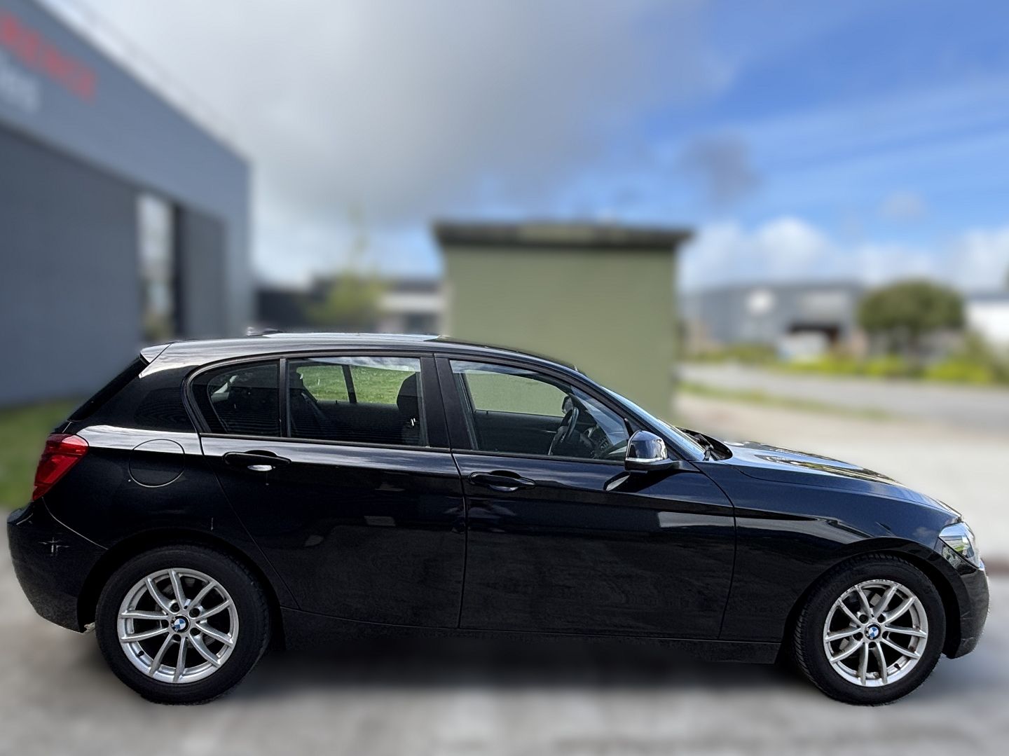 BMW SERIE 1 - Image 5