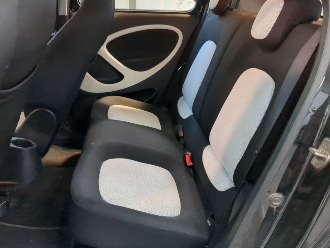 SMART FORFOUR - Image 8