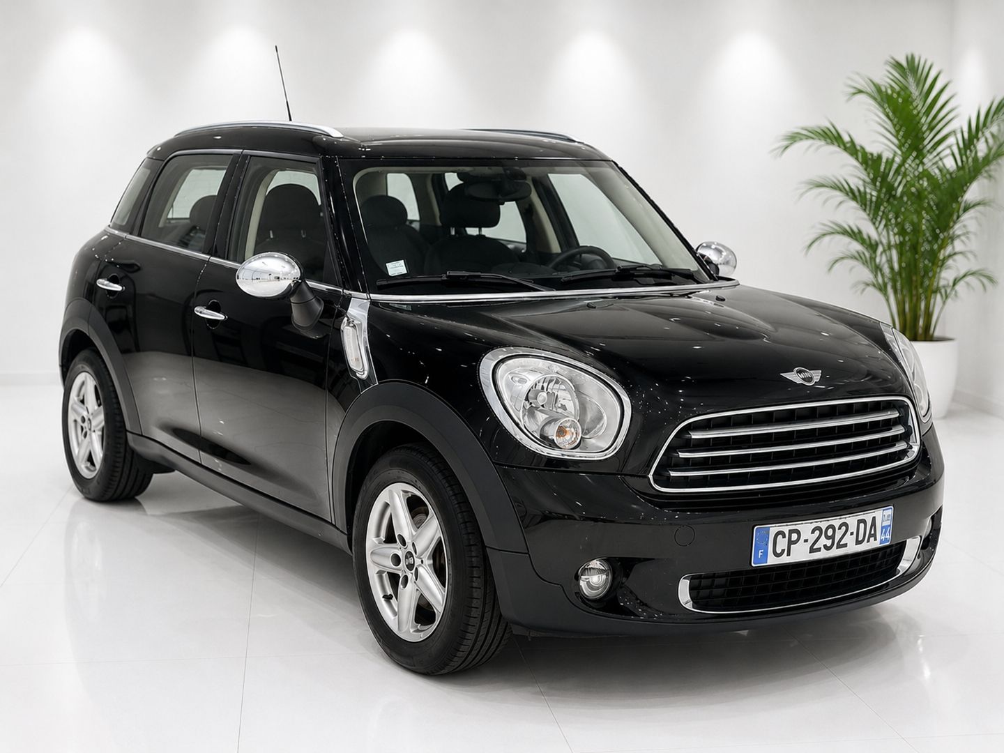 MINI COUNTRYMAN - Image 2