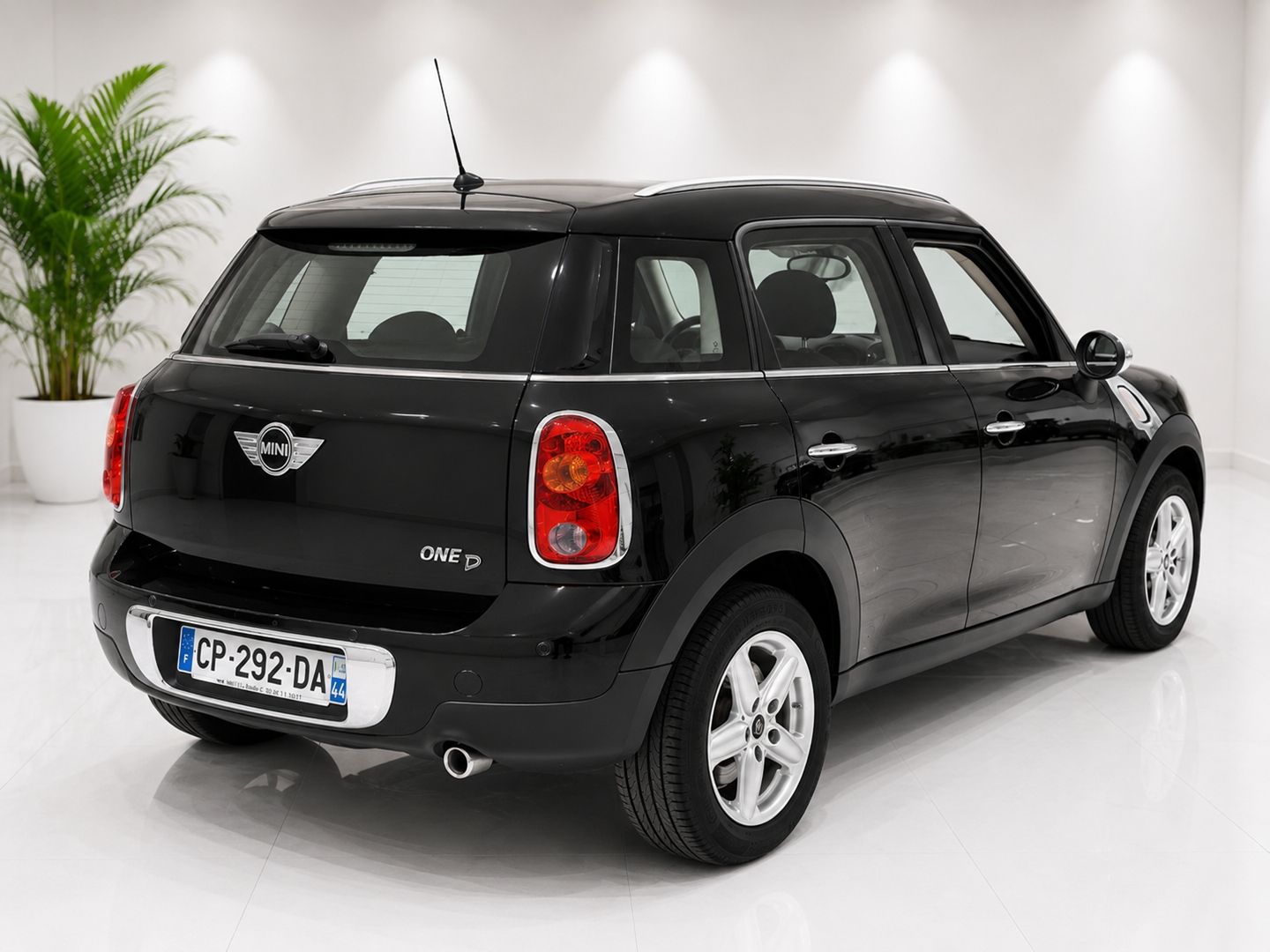 MINI COUNTRYMAN - Image 5