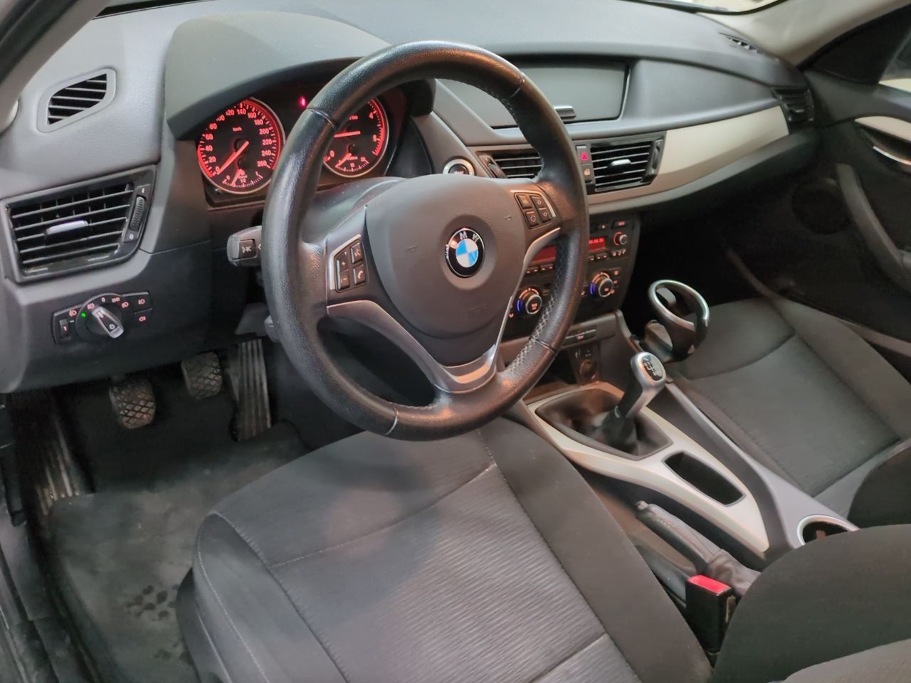 BMW X1 - Image 6