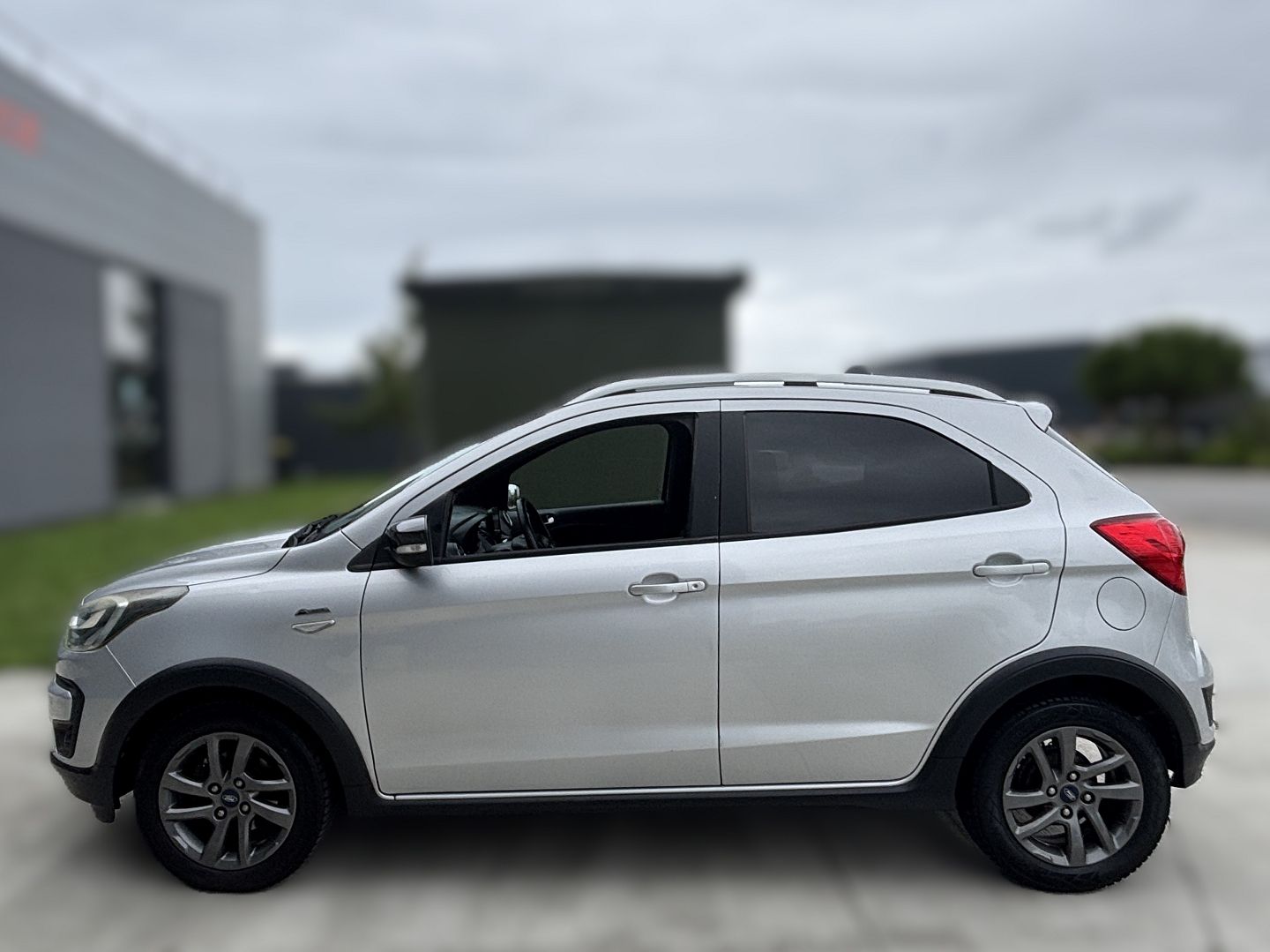 FORD KA+ - Image 2