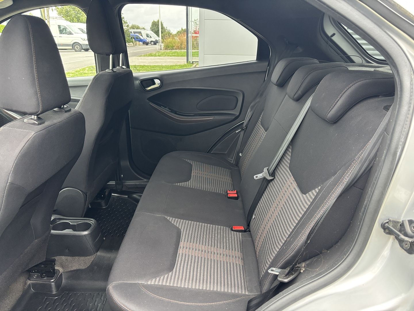 FORD KA+ - Image 8