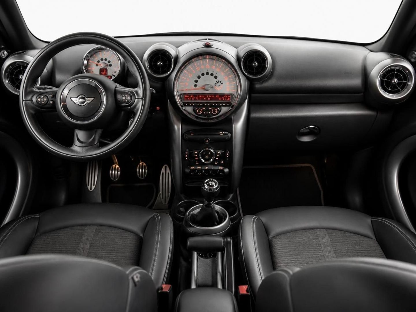 MINI COUNTRYMAN - Image 3