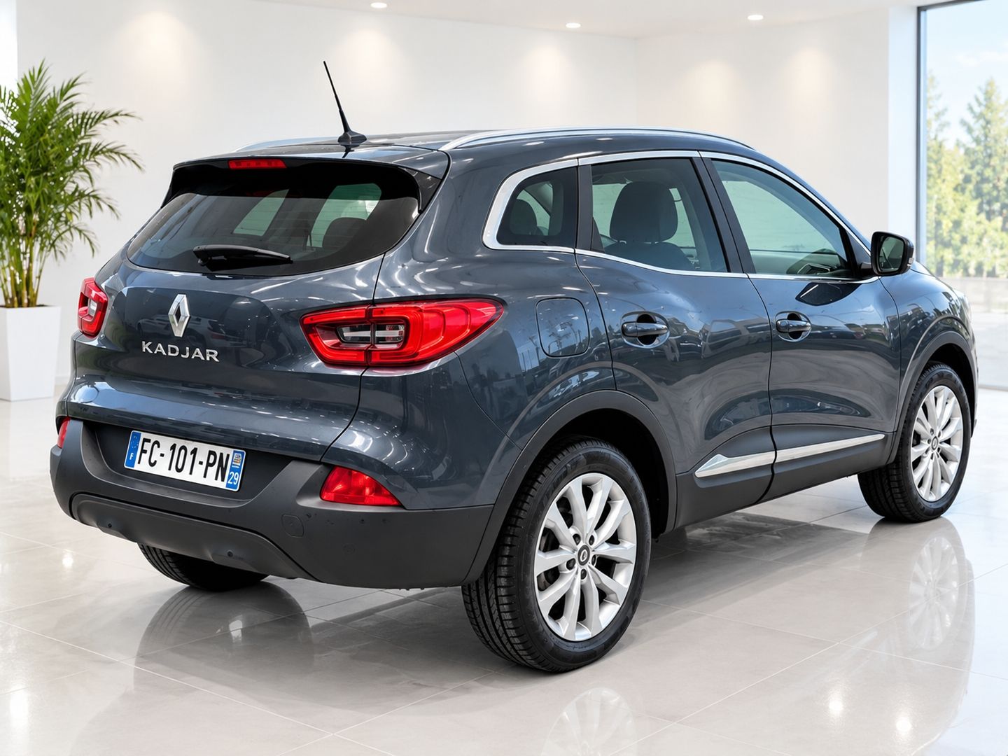 RENAULT KADJAR - Image 2