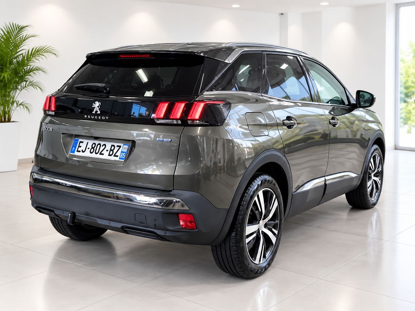 PEUGEOT 3008 - Image 2