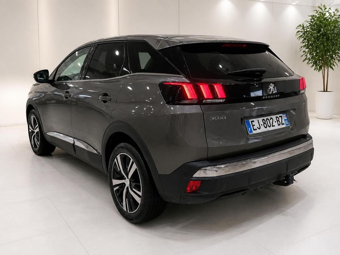 PEUGEOT 3008 - Image 4
